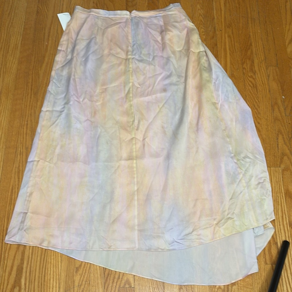 Vince Draped Midi Skirt in Rainbow Wash - Size 8 - Picture 9 of 16